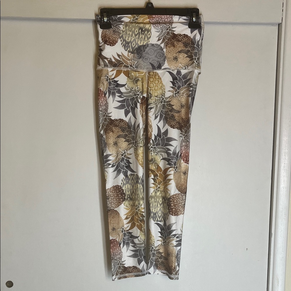Emily Hsu Designs Pineapple Print Leggings - Brown and Gray size Medium